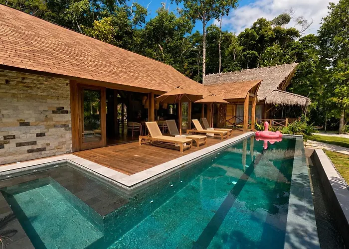 Akua Villas Mentawai